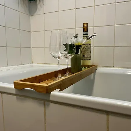 Altstadtwohnung Mit Balkon & Parkplatz Apartamento